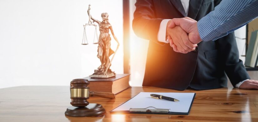 Legal and business advice for teamwork Legal and business advice for teamwork